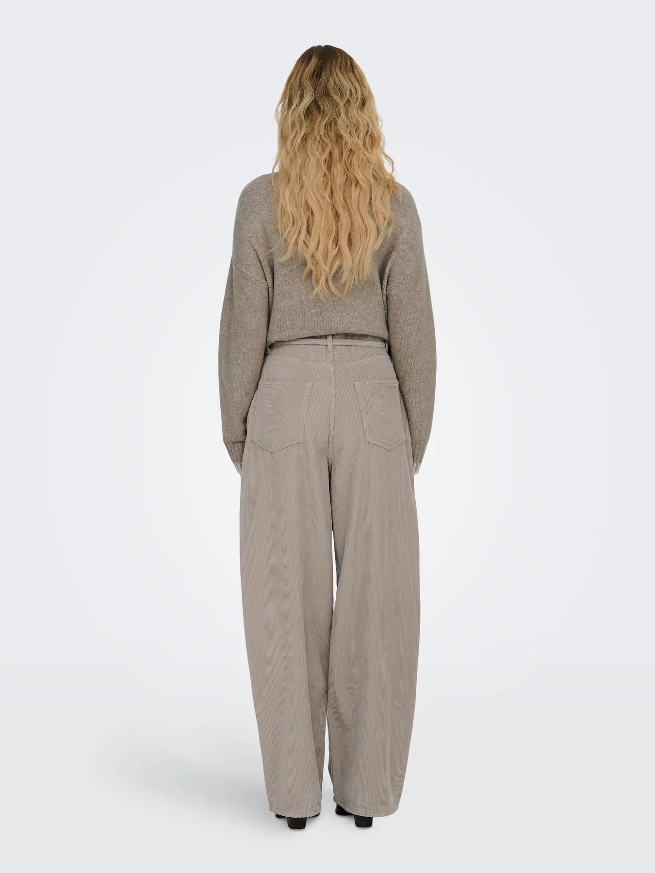 15334348 ONLbleecker MW Belt Loose Cord Pant