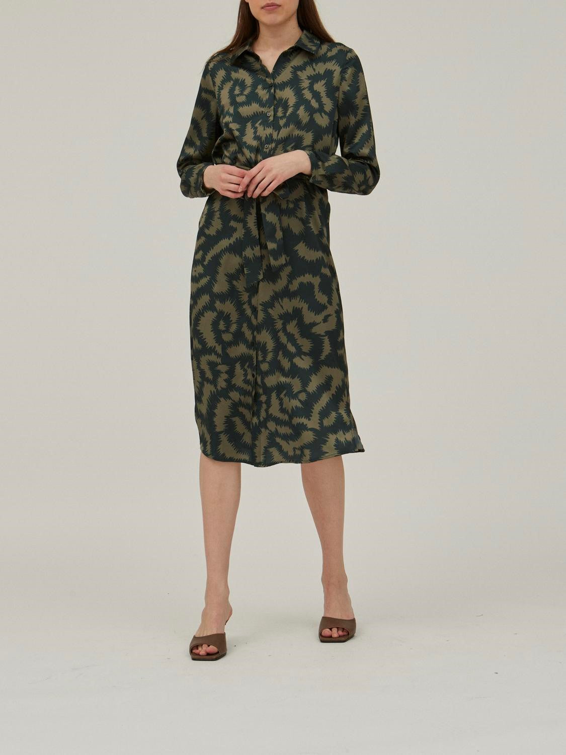 14095433 VIzoe Midi Shirt Dress