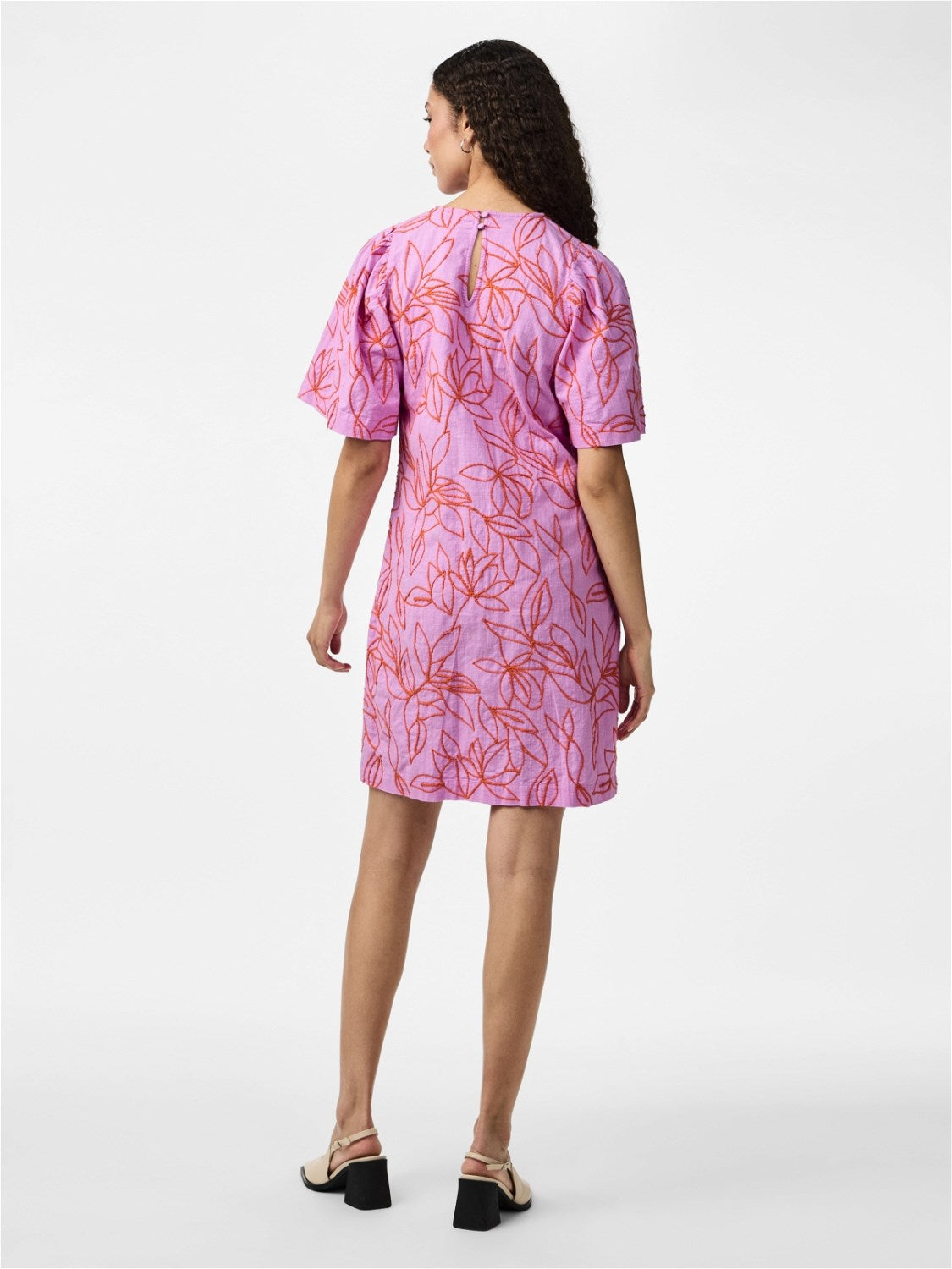 26035396 YASconea SS Dress New S