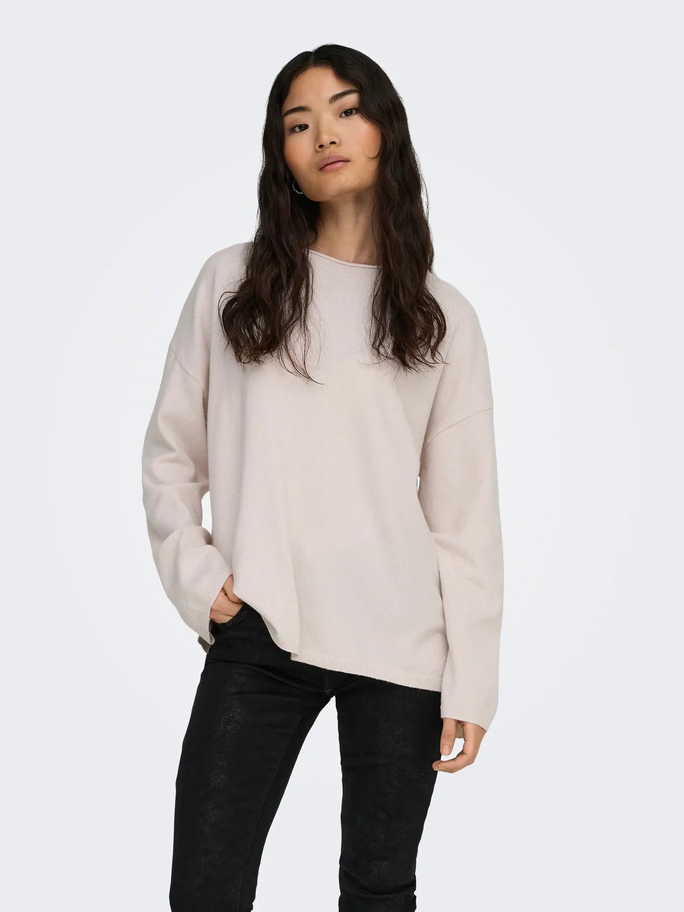 15368958 ONLloyal Amalio LS O Neck Knt