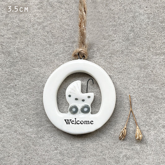 6629 Cut OUt Hanger - Welcome