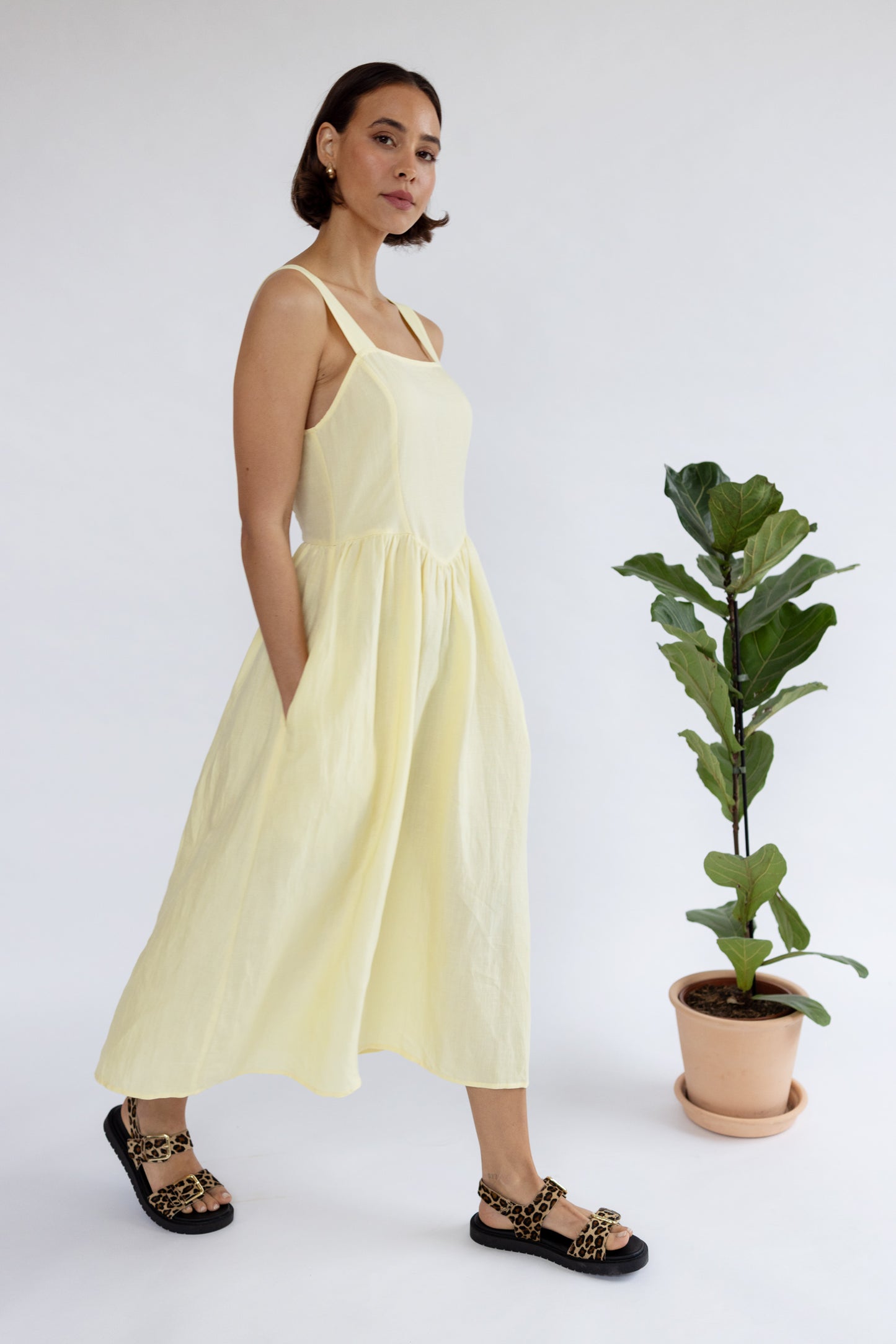 LV2268  Square Neck Summer Dress