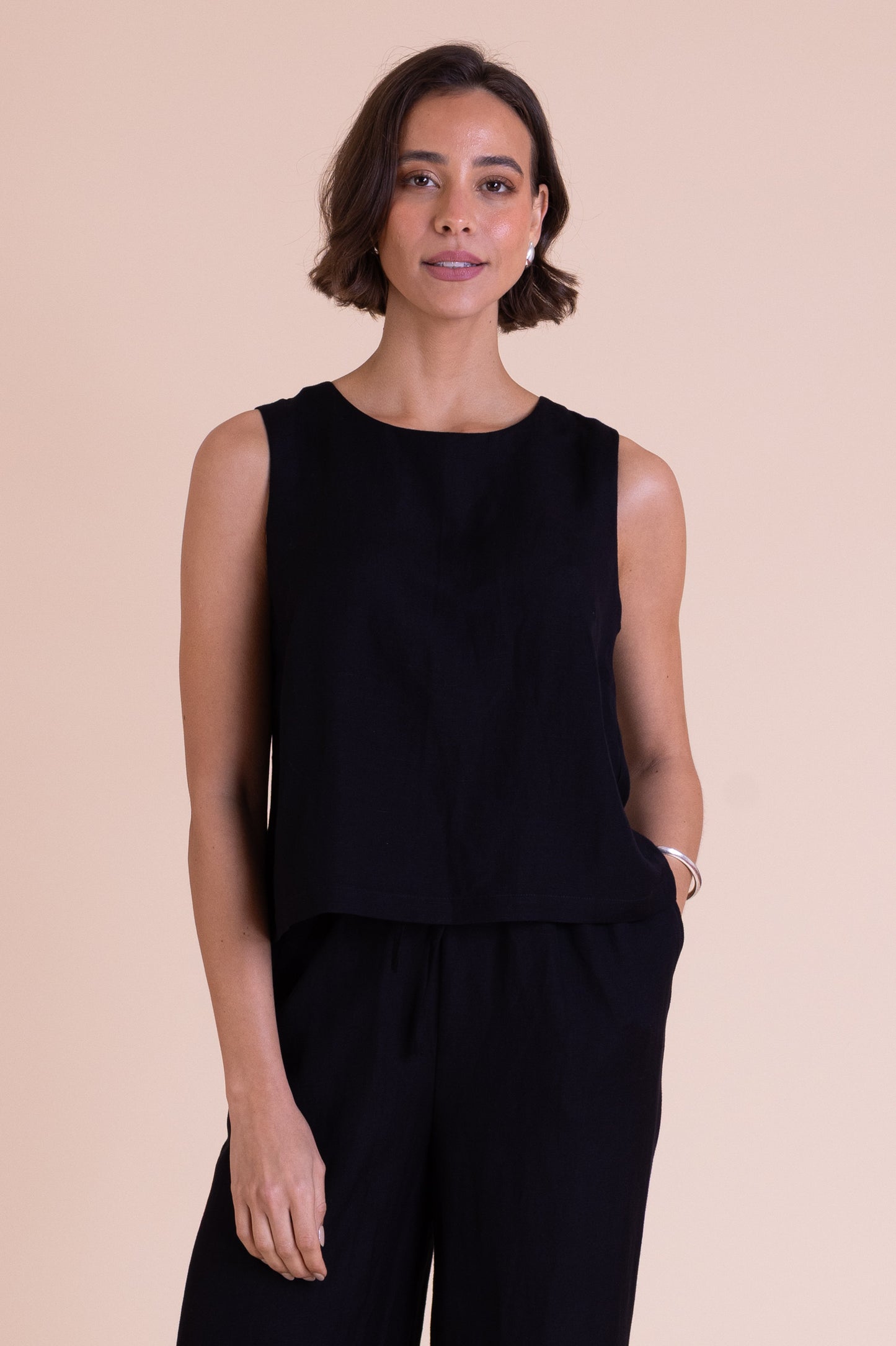 LV4293 Button Back Shell Top