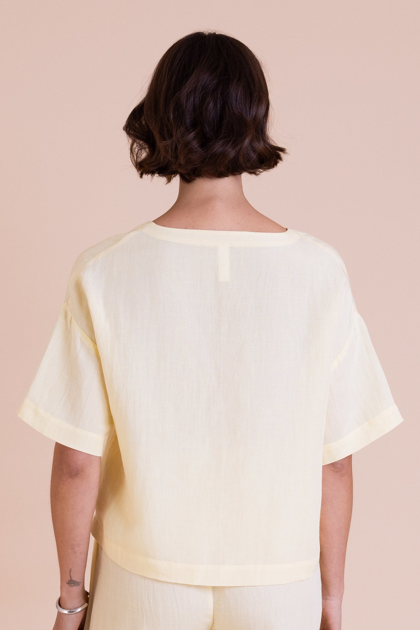 LV4295 V Neck Button Through Top