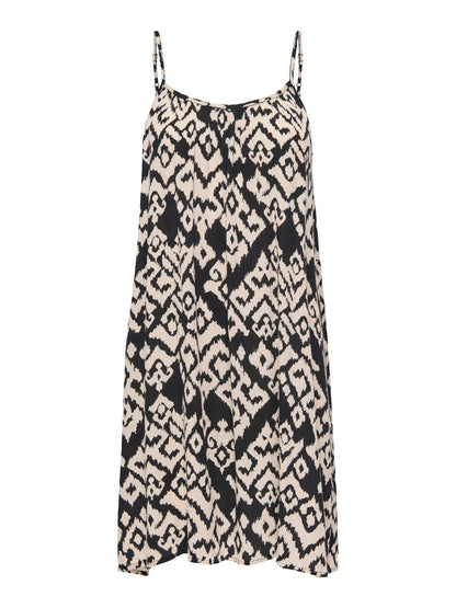 15366532 ONLmai Strap Dress