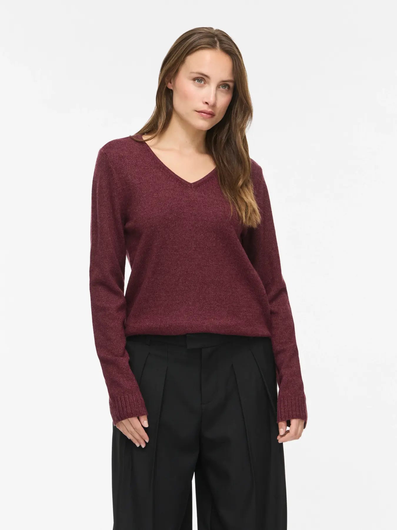 14042769 VIRIL V-Neck L/S Knit Top