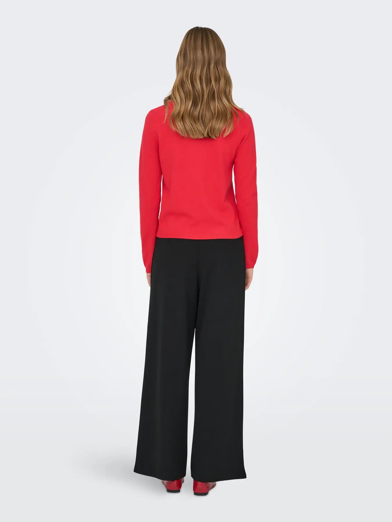 15368961 ONLloyal ls oneck knit