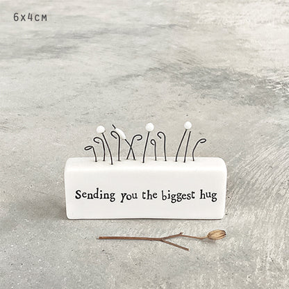 5567 Porcelain scene - Sending you the biggest