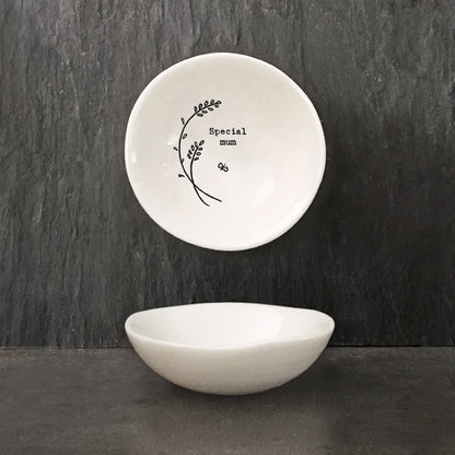 6111 Small Hedgerow bowl Special Mum