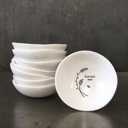 6111 Small Hedgerow bowl Special Mum